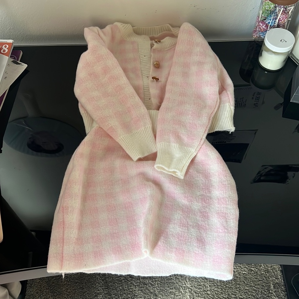 Pink and white skirt and cropped cardigan set!!